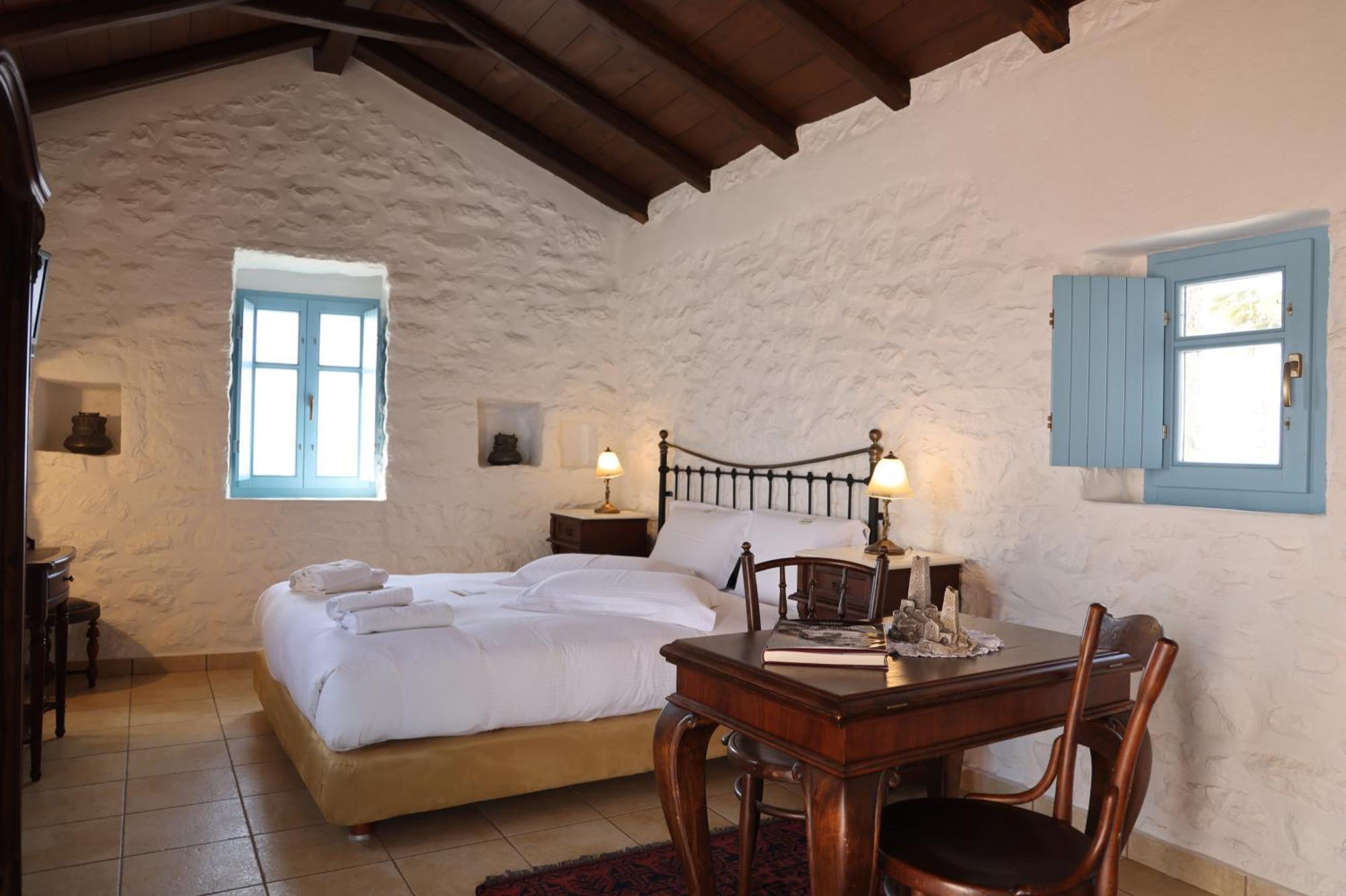 Lithos Stone Hotel